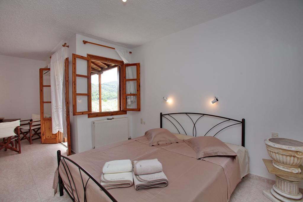 Marlitsis Apartments & Studios Скопелос Экстерьер фото