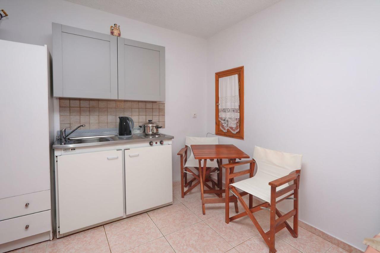 Marlitsis Apartments & Studios Скопелос Экстерьер фото
